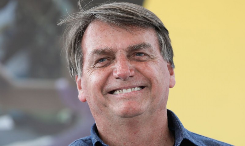 Presidente Jair Bolsonaro está sem febre ou dor após cirurgia