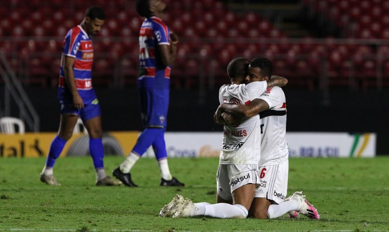 Copa do Brasil: São Paulo vence nos pênaltis e está nas quartas