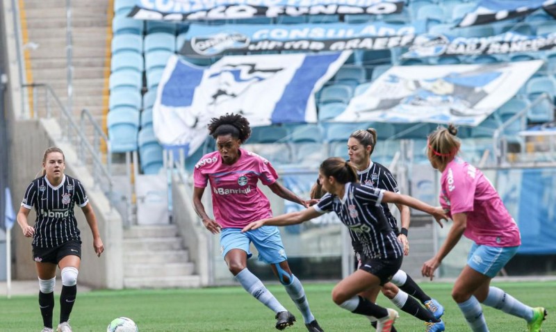 Brasileiro Feminino: Corinthians vence Grêmio em Porto Alegre