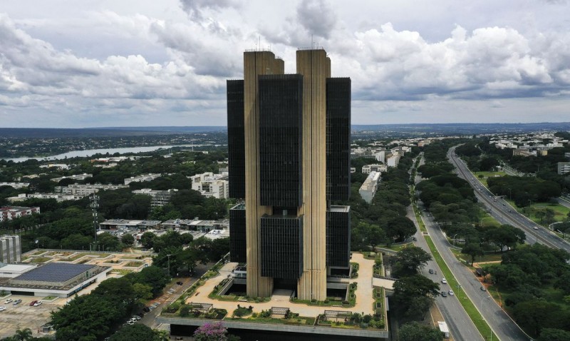 Copom mantém juros básicos da economia em 2% ao ano