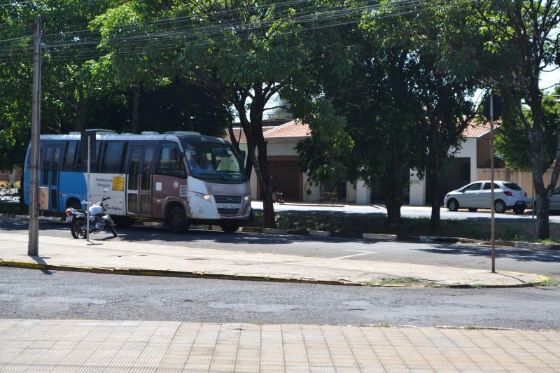 Transporte coletivo amplia número de ônibus no domingo