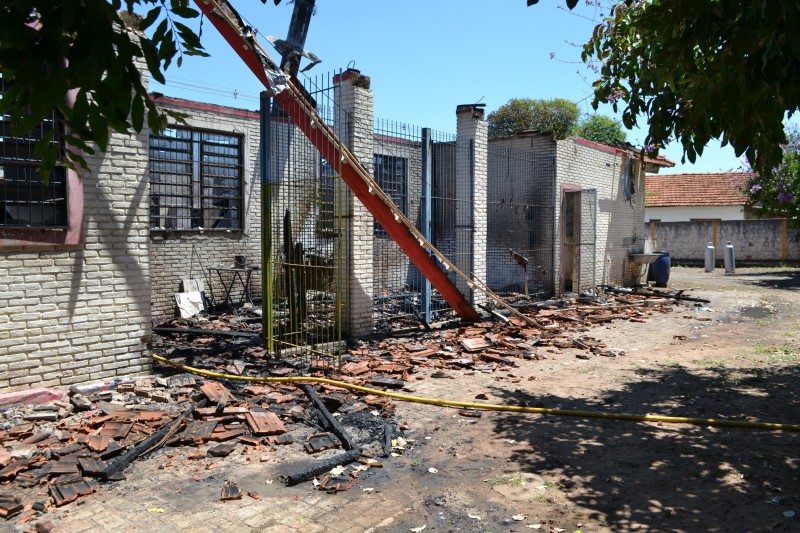 Espetaria é alvo de incêndio em Penápolis