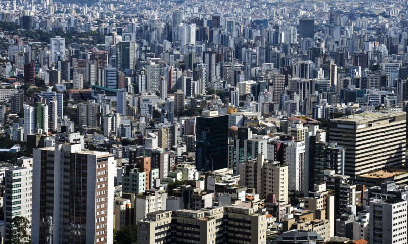 Prefeito de Belo Horizonte decretará lockdown na segunda-feira