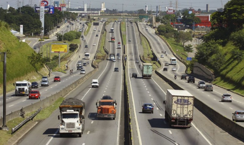 Em SP e no Paraná, Justiça proíbe bloqueio da rodovia Dutra