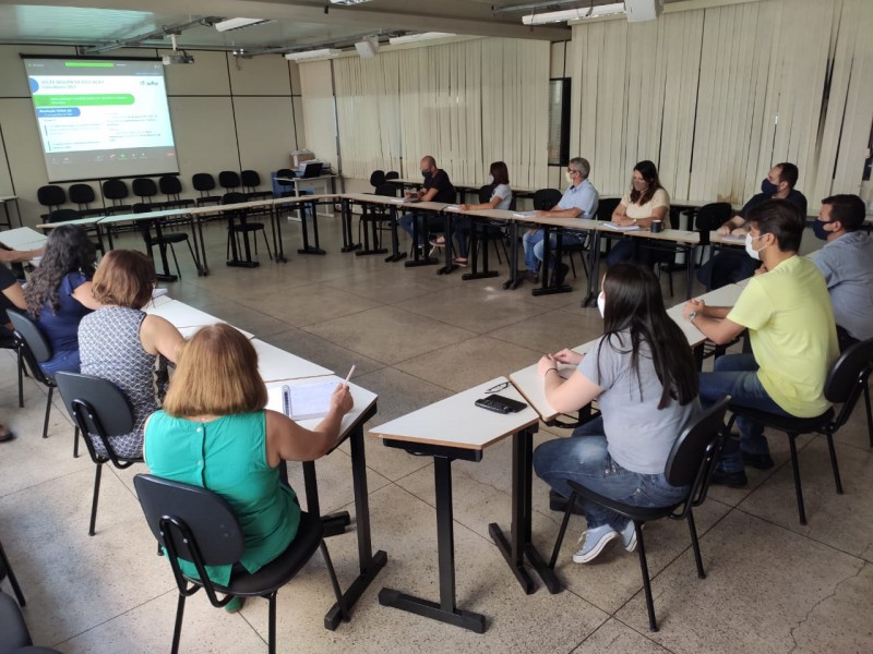 Secretaria de Educação informa sobre volta às aulas na rede municipal