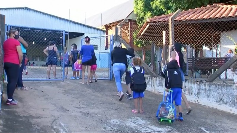 Aulas são suspensas após confirmação de casos de coronavírus em escola de Araçatuba