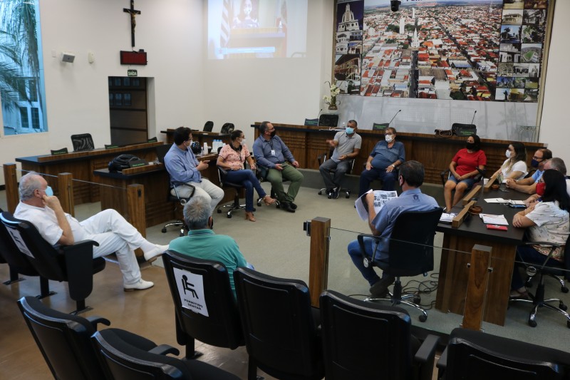 Câmara cobra representantes da CPFL para melhorias