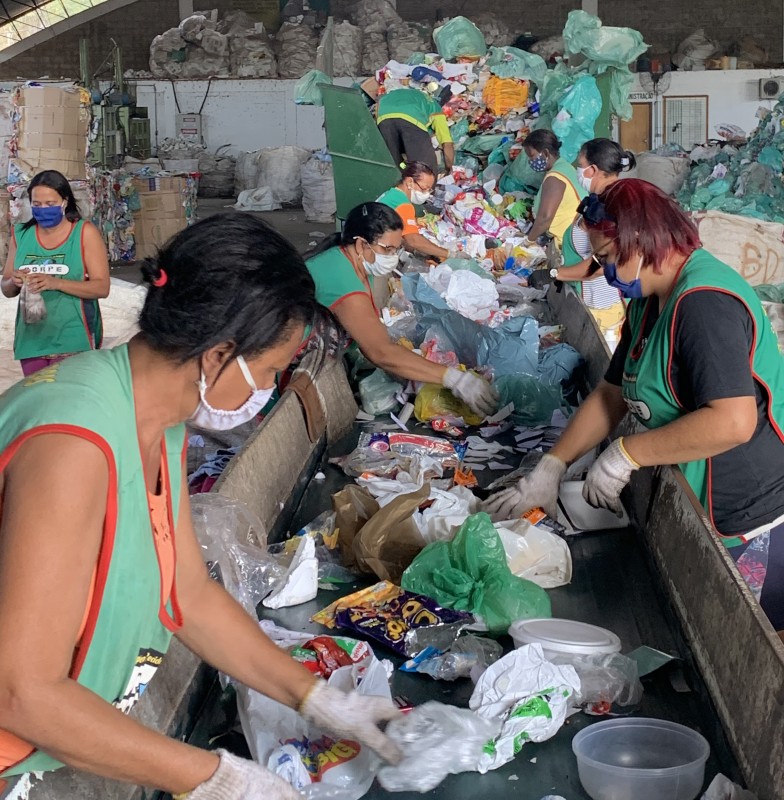 Moradores que entregarem reciclados nos ecopontos receberão “sacos verdes”