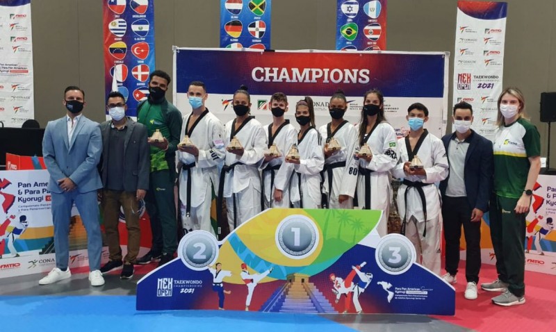 Taekwondo: Brasil fatura 13 medalhas no primeiro dia do Pan no México