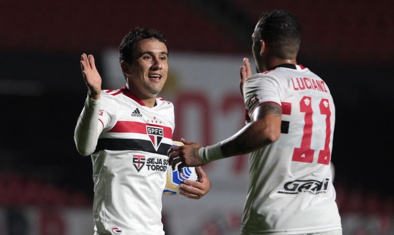 São Paulo atropela 4 de Julho-PI e vai às oitavas da Copa do Brasil