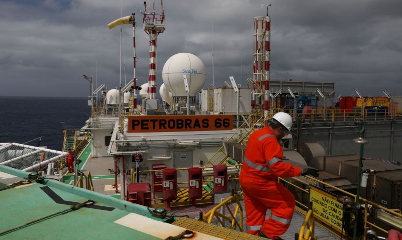 Petrobras assina acordo no pré-sal da Bacia de Santos