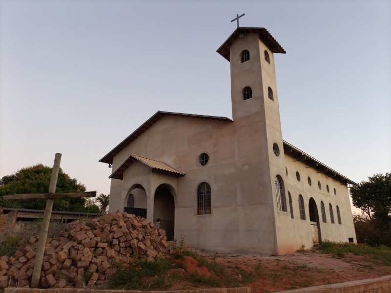 Campanha de arrecadação para os vitrais da igreja N.S. dos Anjos