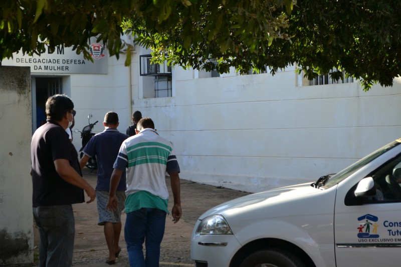 Pacientes de clínica sem alvará são resgatados pela Polícia Civil em Penápolis