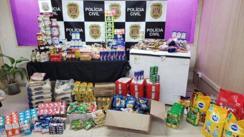 Mulher pode ter dado prejuízo de mais de R$ 20 mil a mercado com golpe