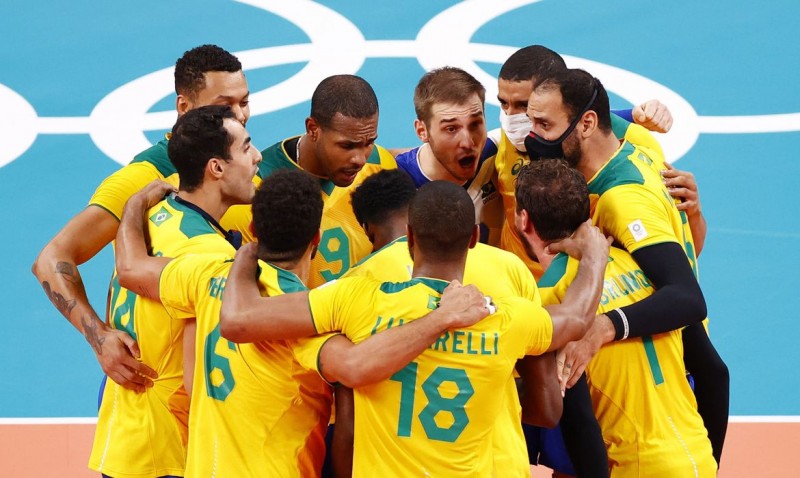 Vôlei: Brasil vence Argentina de virada, em duelo emocionante