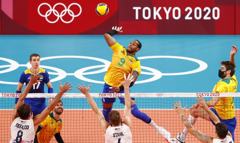 Olimpíada: Brasil bate EUA e se recupera no vôlei masculino