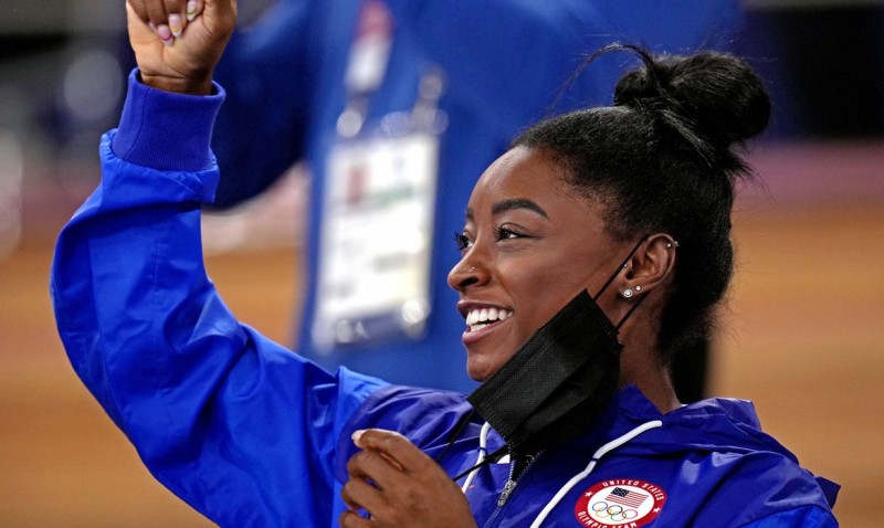 Simone Biles vai competir na final da trave da ginástica em Tóquio