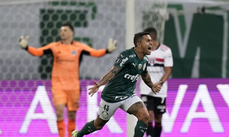 Palmeiras vence São Paulo e está na semifinal da Libertadores