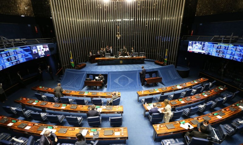 Senado aprova mudança em regras de transmissão de partidas de futebol