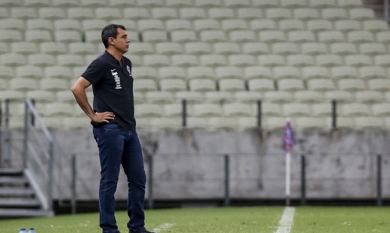 Santos anuncia a contratação do técnico Fábio Carille