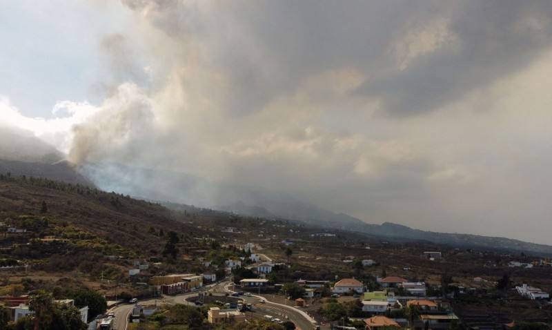 Erupção do vulcão nas Canárias pode durar até 84 dias
