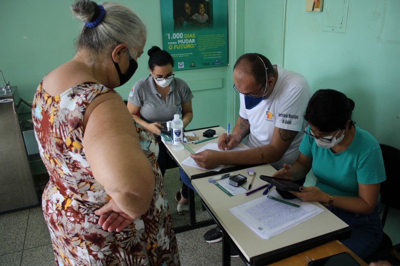 Idosos a partir de 60 anos podem tomar dose adicional