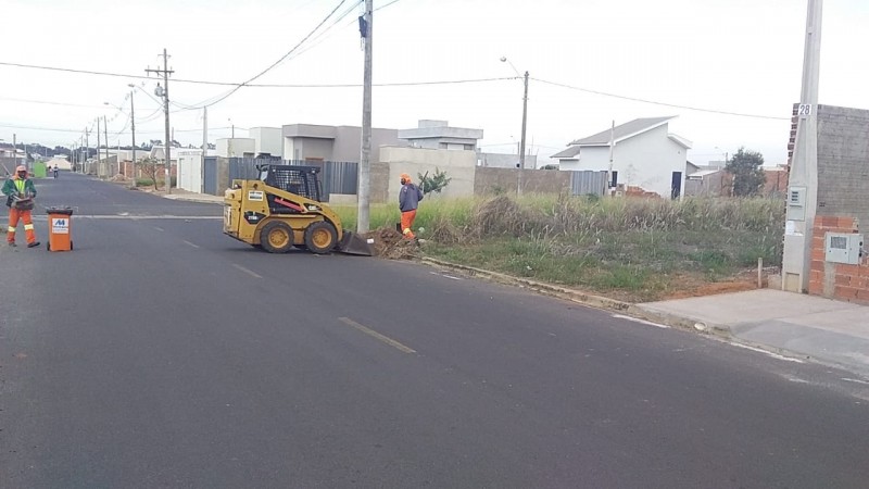 Daep executa limpeza em mais de 800 km de vias públicas em Penápolis