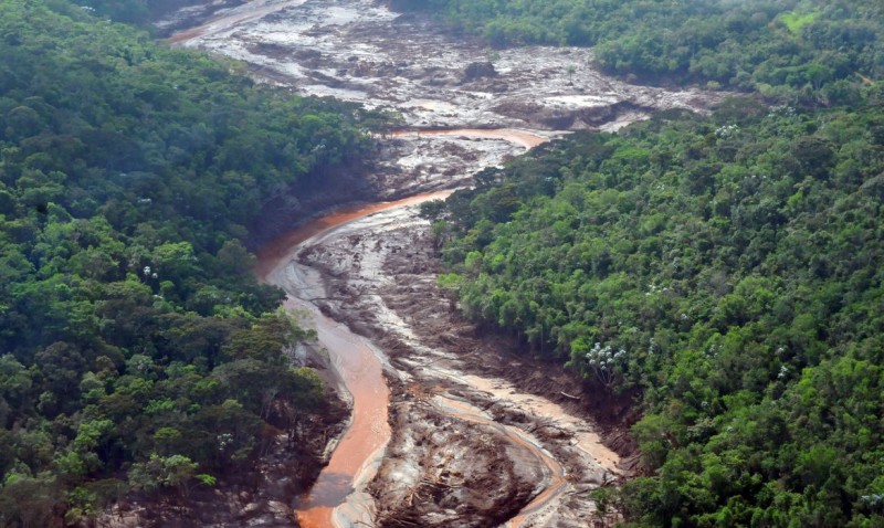 MPMG cobra R$2,5 bi de mineradoras para indenizar vítimas de Mariana