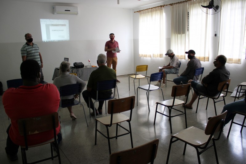 Agricultura oferece curso para membros das hortas comunitárias