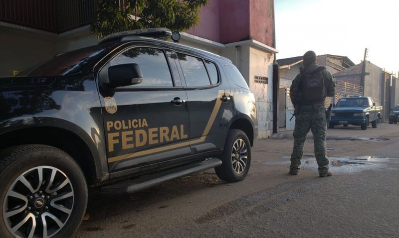 PF e Receita fazem operação para combater contrabando de cigarros