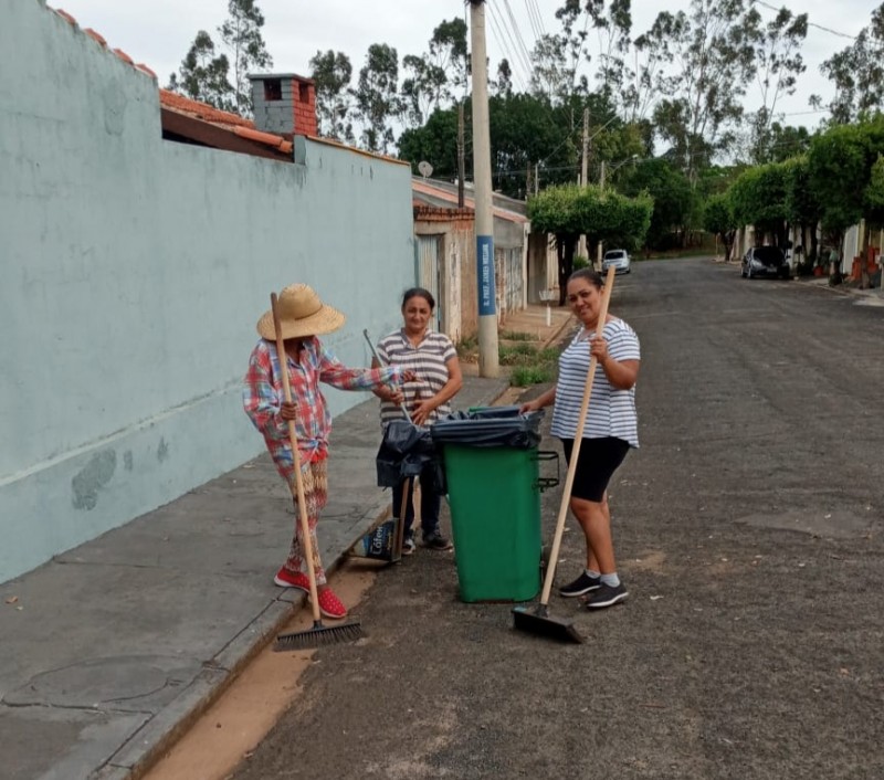 Saneamento Solidário tem início no bairro Alphaville