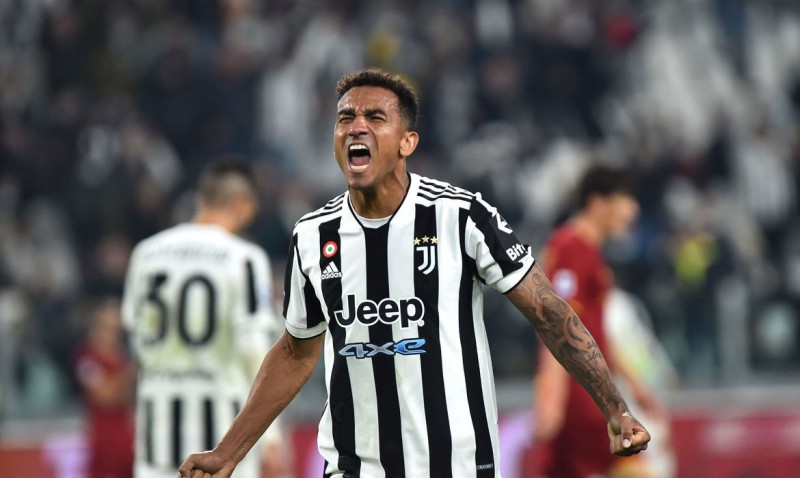 Danilo, da Juventus, é afastado por dois meses devido a lesão na coxa