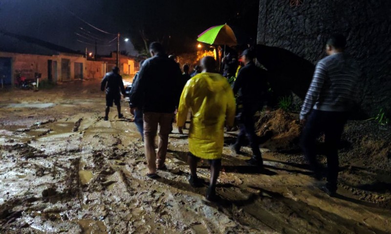 Chuva forte deixa 25 municípios baianos em situação de emergência