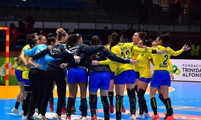 Handebol: Brasil garante vaga nas quartas de final do Mundial feminino