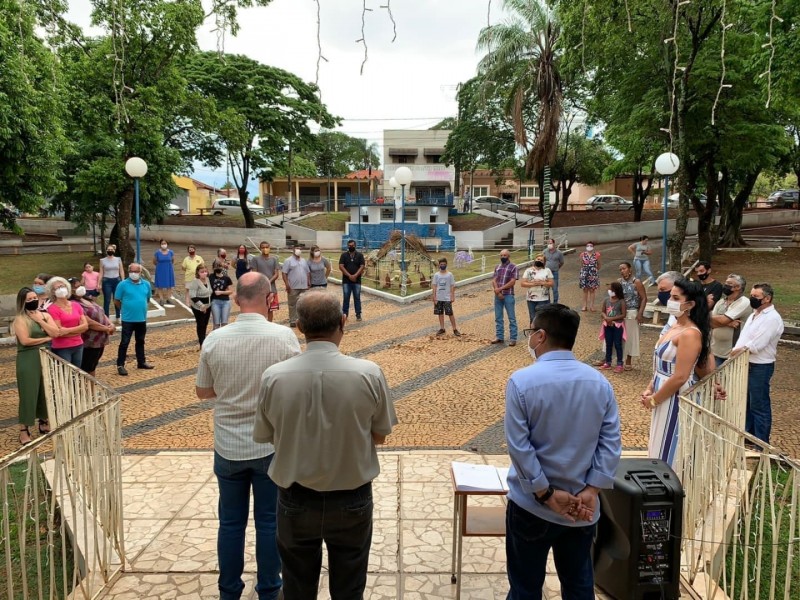Prefeitura de Alto Alegre realiza ato em memória das vítimas da Covid-19