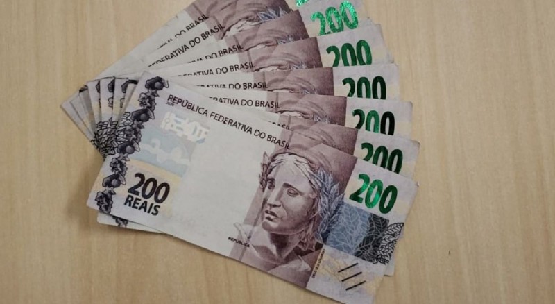 Homem é preso em flagrante com R$ 1.200 em notas falsas em Araçatuba