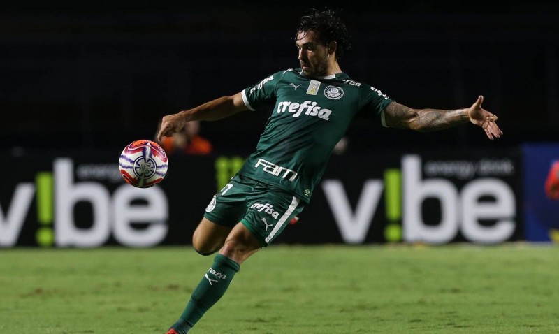 Ricardo Goulart é o novo camisa 10 do Santos