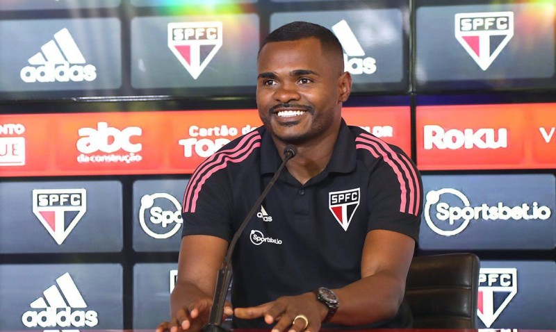 Nikão se diz pronto para missão de assumir a camisa 10 do São Paulo