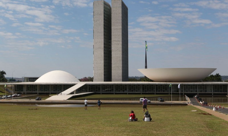 Congresso volta na quarta-feira com pautas importantes