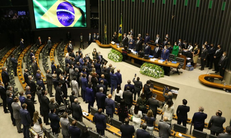 Congresso garante compensação fiscal a emissoras nas eleições