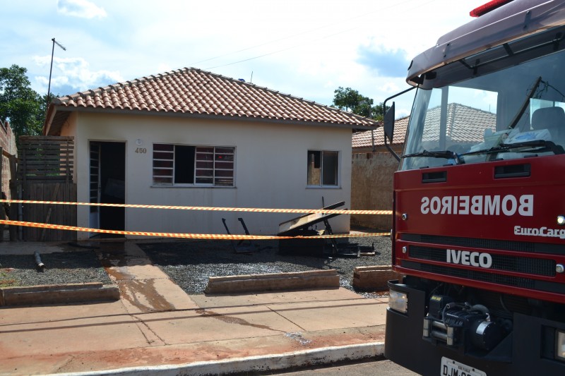 Imóvel no Residencial Marco Guerrero é destruído em incêndio