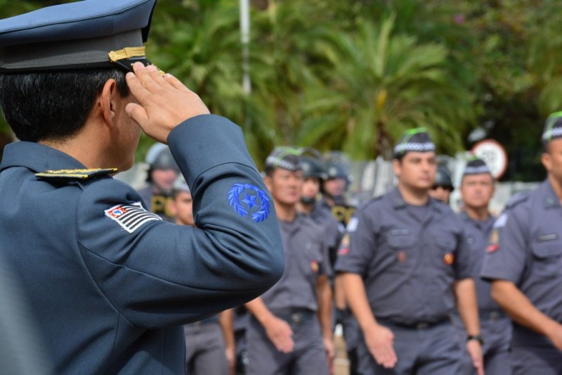 Policiais e agentes penitenciários terão reajuste de 20% nos salários