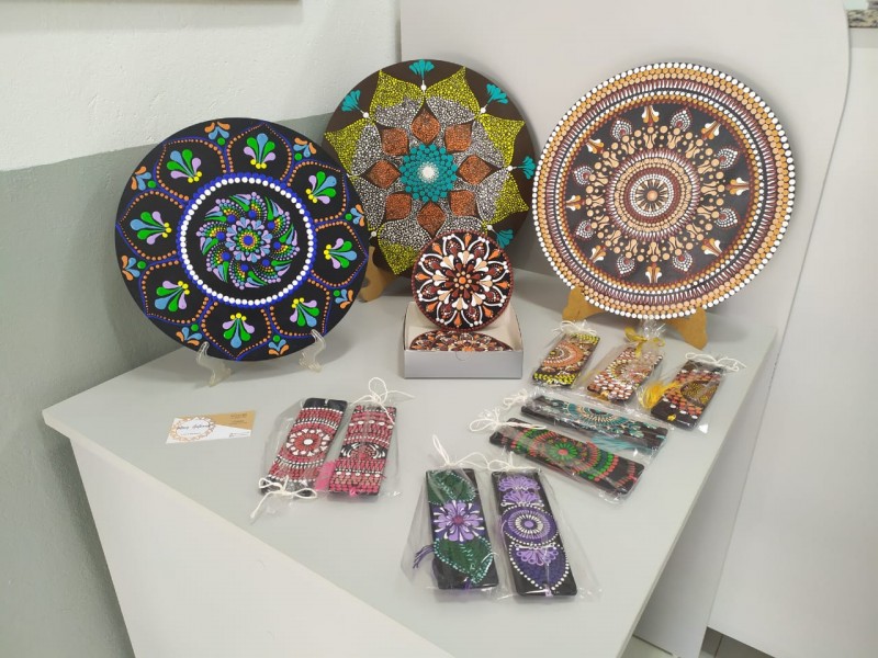 Biblioteca Funepe promove exposição de mandalas