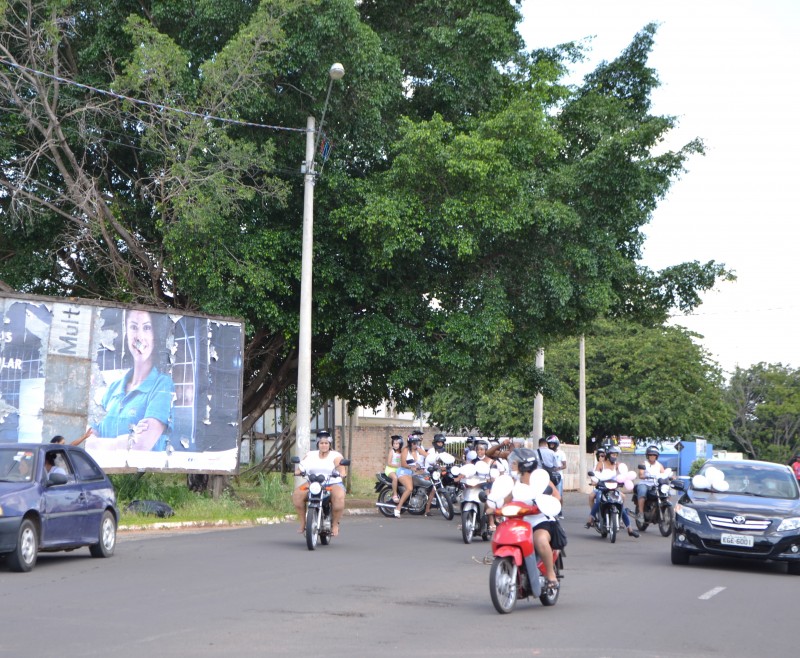 Carreata em Penápolis pede justiça pela morte de menina de 1 ano e 3 meses