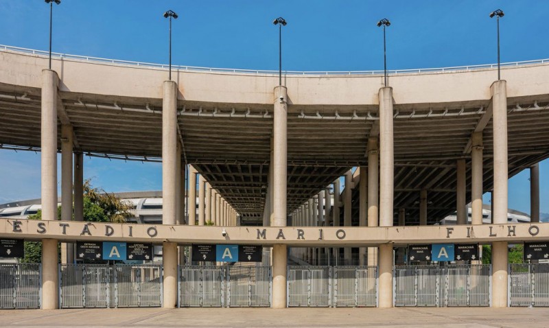 Brasil encara Chile no Maracanã em penúltimo duelo pelas Eliminatórias