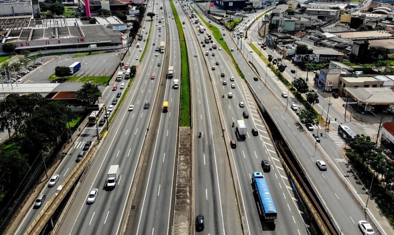 Grupo CCR assina novo contrato de concessão da Dutra e Rio-Santos