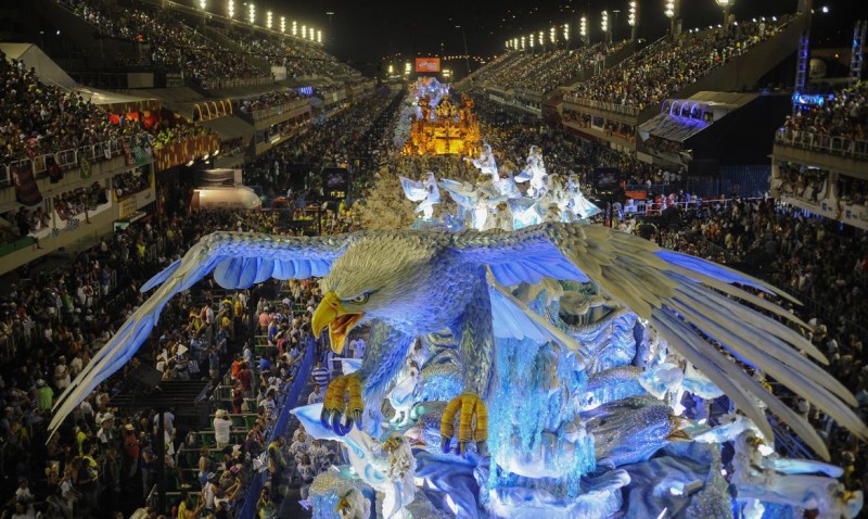 Escolas de samba do Rio começam a ensaiar domingo no Sambódromo