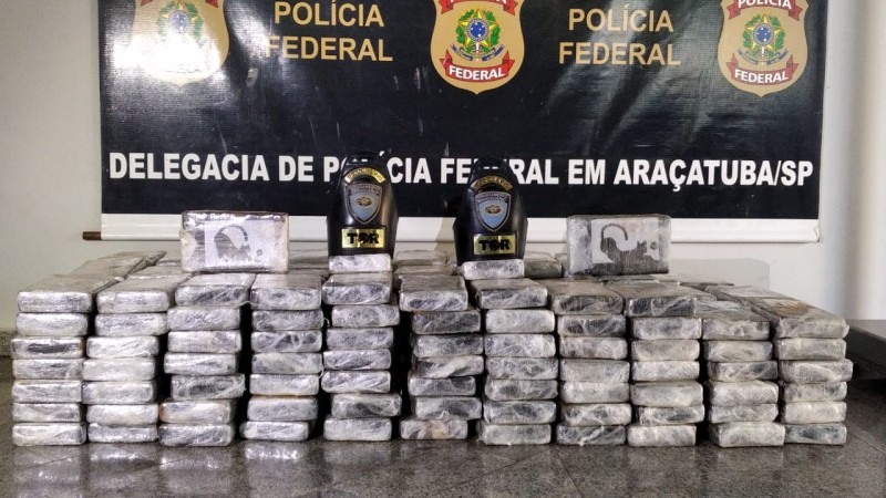 TOR encontra 225 tijolos de cocaína escondidos em caminhão na Assis Chateaubriand