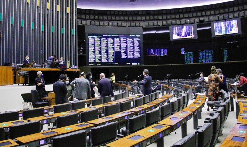 Congresso derruba veto à renegociação de dívidas do Simples Nacional