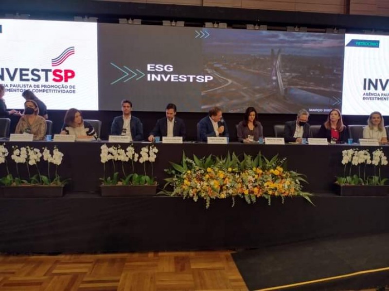 Prefeito apresenta Programa SOL em Congresso Estadual de Municípios